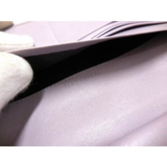 Gucci Lavender Purple XL Embossed G Logo - Picture 10 of 11